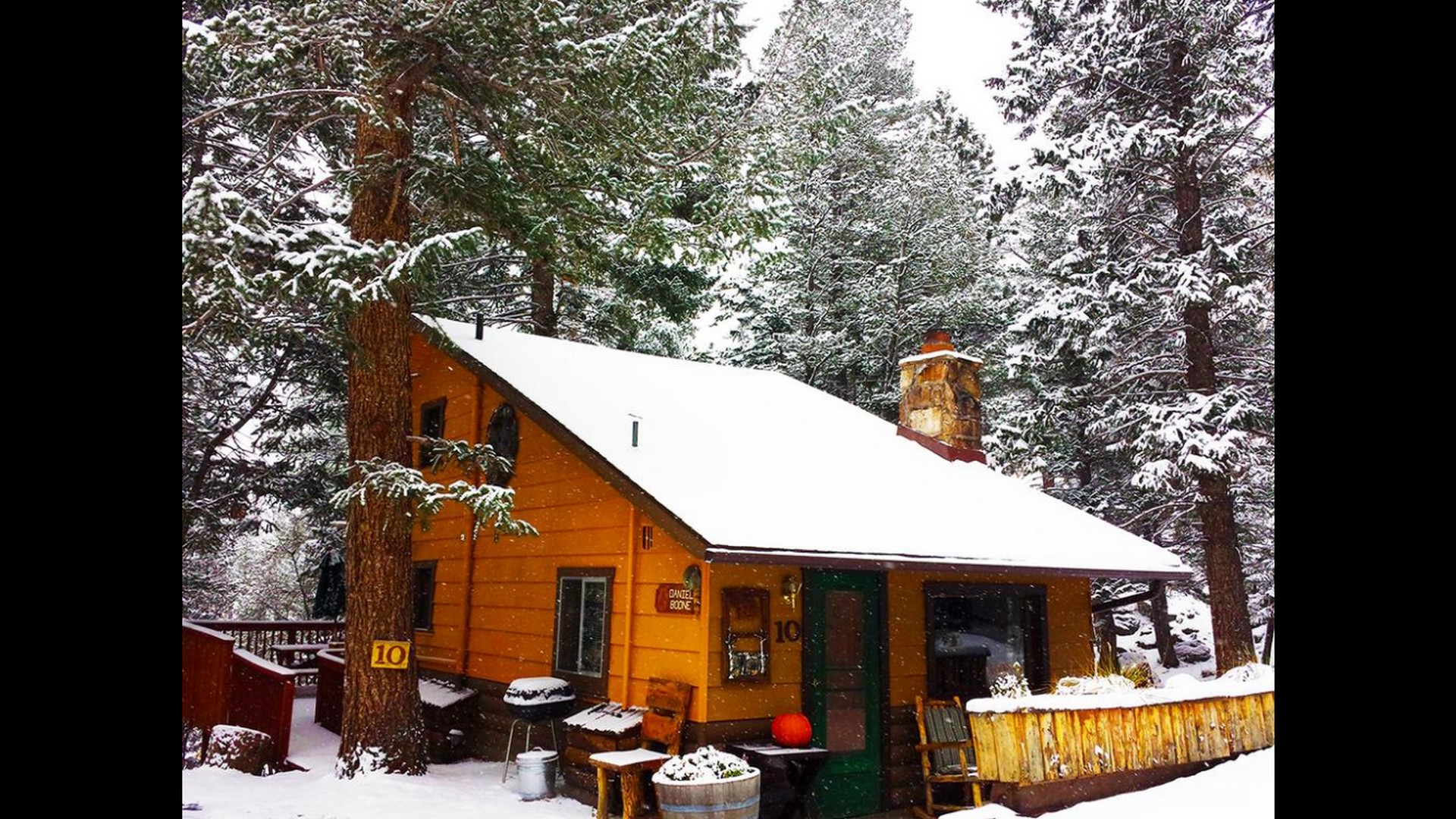 Daniel Boone Cabin Estes Park, CO